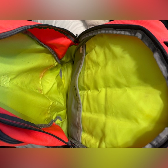 Under Armour storm backpack. Good condition. - Picture 4 of 4